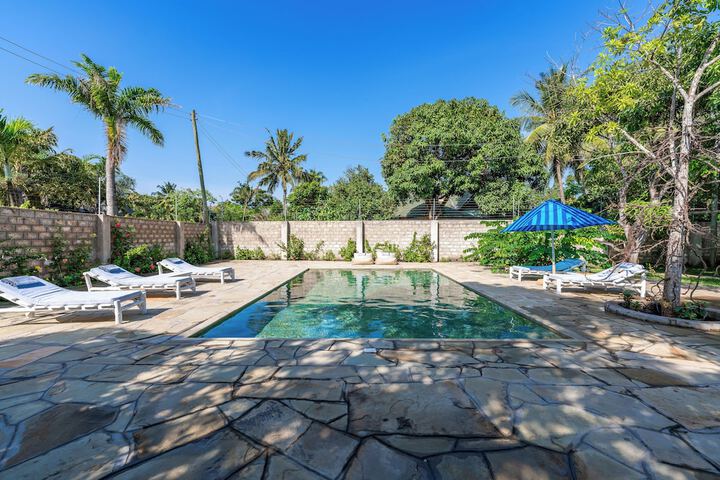 Pool 46 of 79