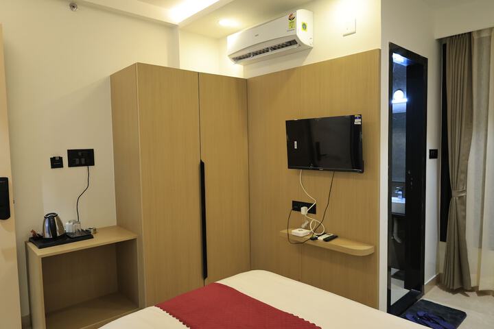 Room 32 of 56