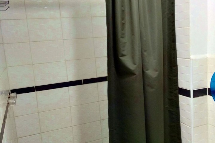 Room 8 of 22