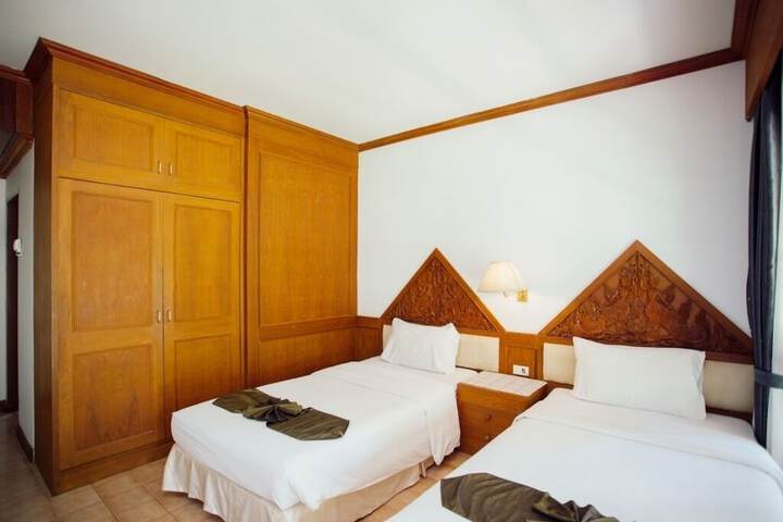 Room 49 of 114