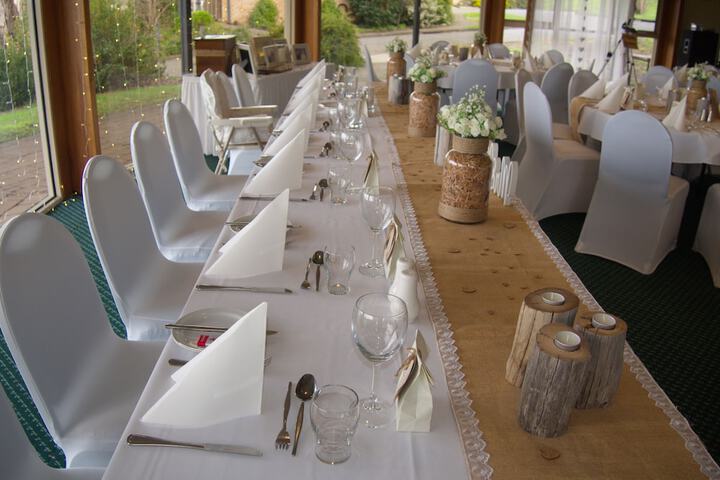Dining 230 of 384