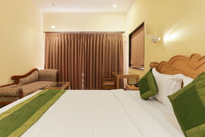 Room 20 of 26