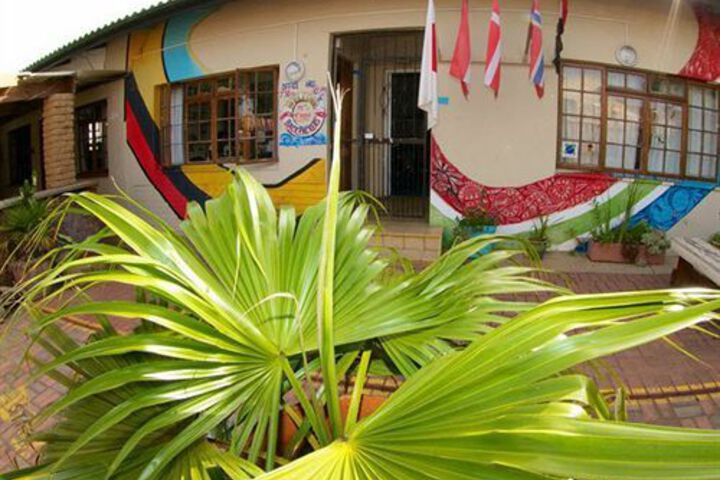 JEFFREYS BAY BACKPACKERS