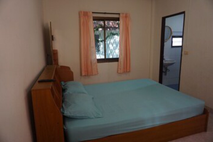 Room 14 of 20