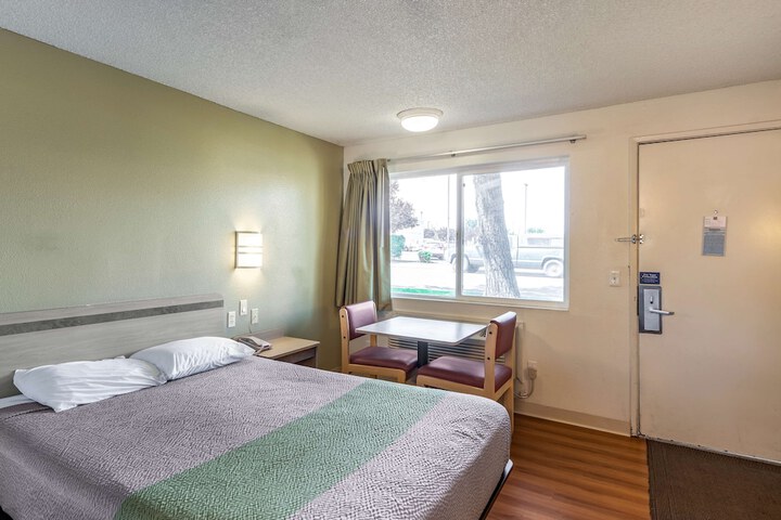 Room 46 of 154
