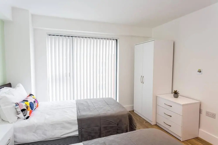 Room 2 of 15
