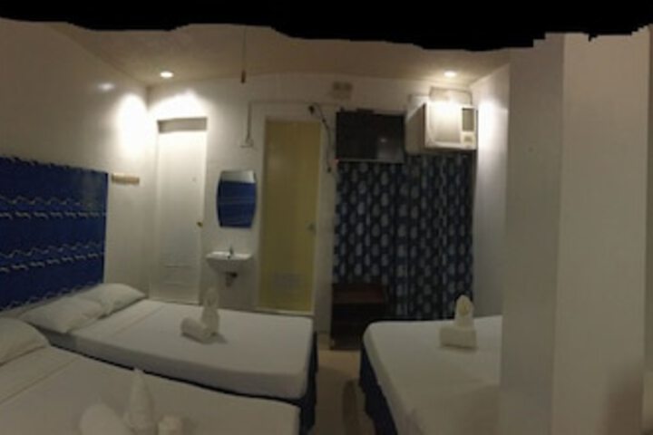 Room 17 of 68