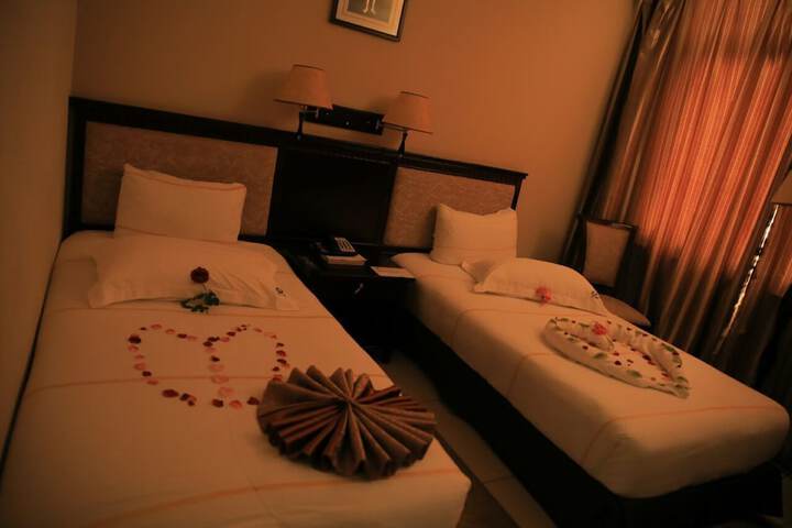 Room 18 of 35