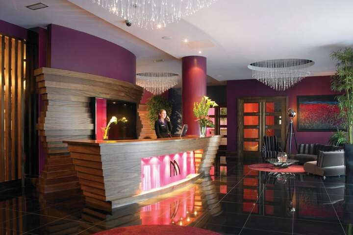 Hotel Lobby