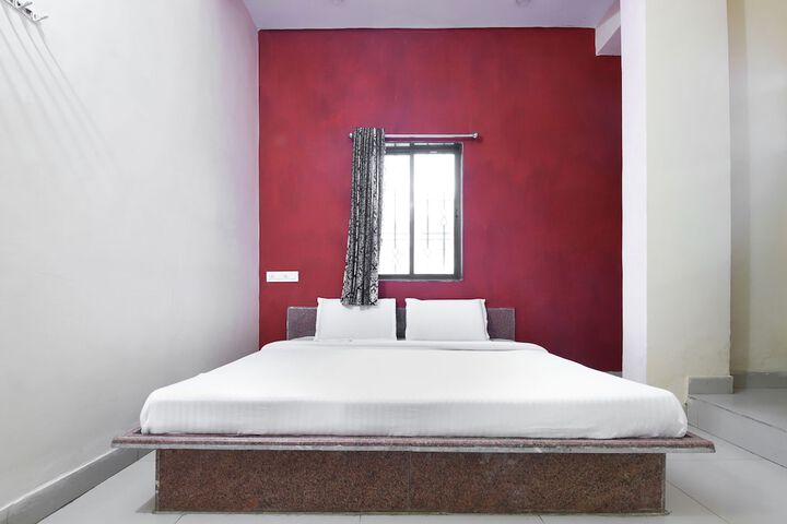 Room 16 of 21