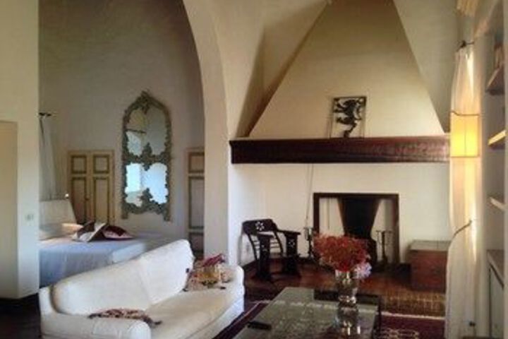 Room 16 of 39