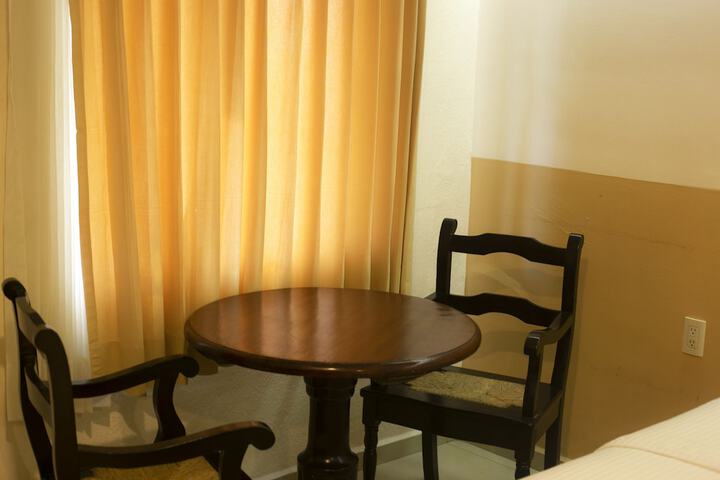Room 13 of 44