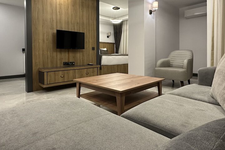 Image of Quality Gold Suit Hotel