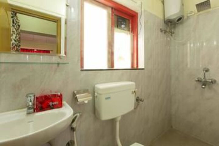 Room 2 of 22