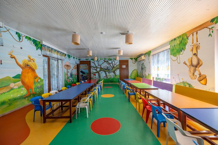 Childrens Activities 84 of 174