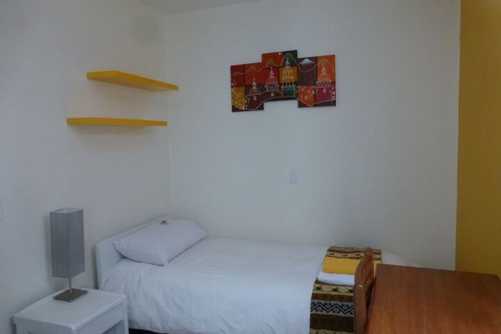 Room 7 of 33