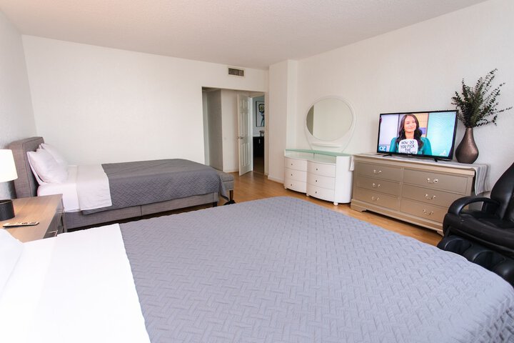Room 17 of 108