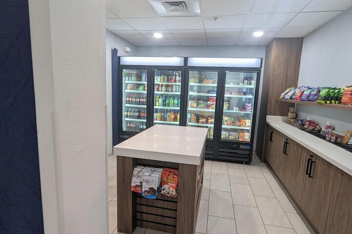 Snack bar