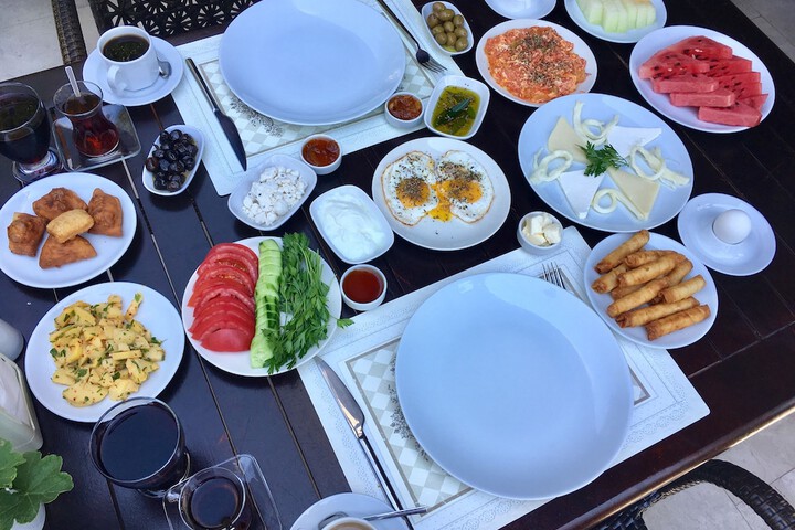 Breakfast/Coffee Service 72 of 107