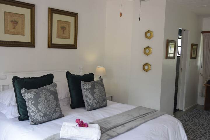 Room 6 of 47