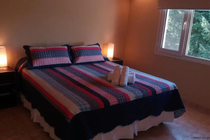 Room 5 of 17