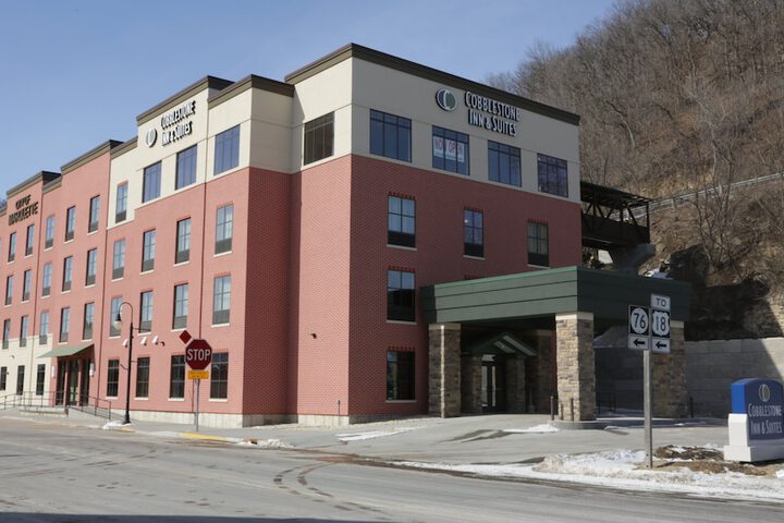 Hotel 40 of 41