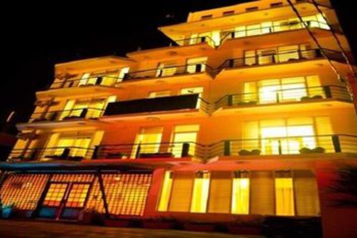 Vista Rooms Hotel Road 2