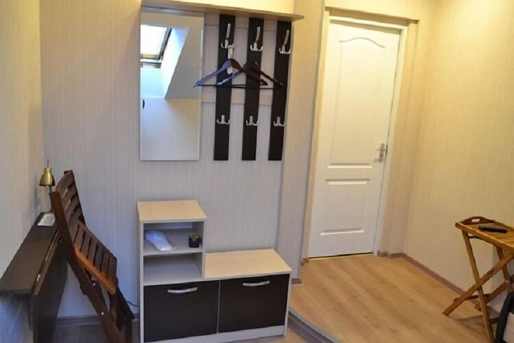 Room 34 of 59
