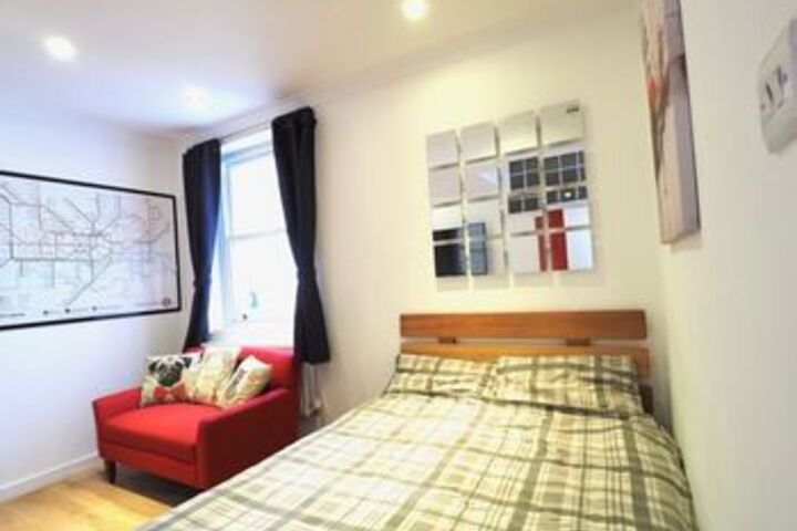 Room 65 of 96