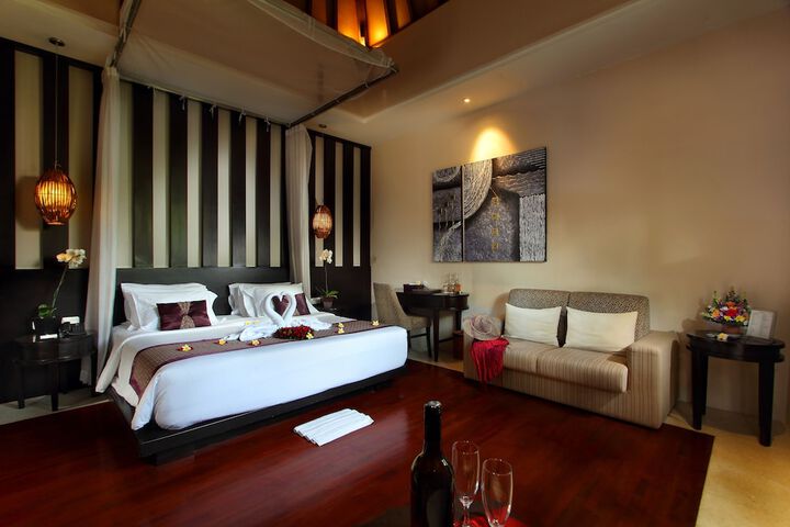Room 7 of 72