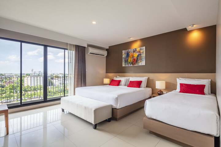 Room 18 of 72