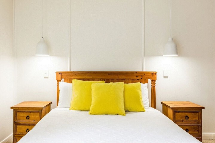 Room 21 of 120
