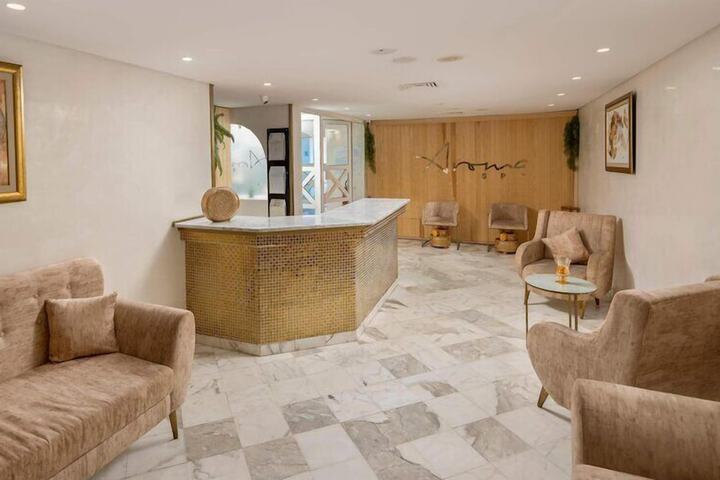 Hotel Lobby