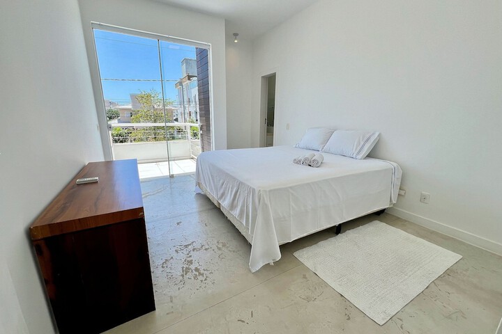 Room 2 of 56