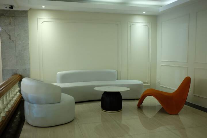 Hotel Interior 12 of 186