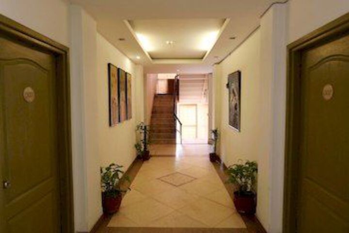 Ballroom/Hall 15 of 22