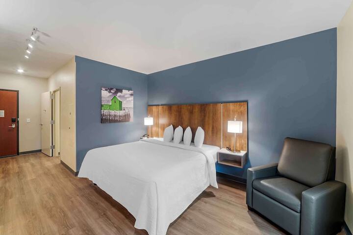 Room 21 of 61