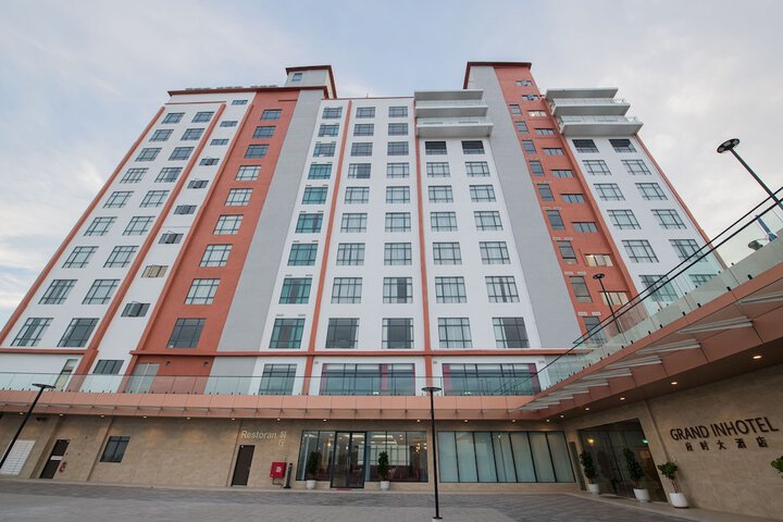 Hotel 37 of 44