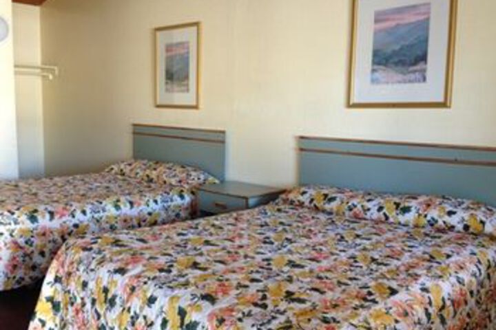 Room 9 of 23