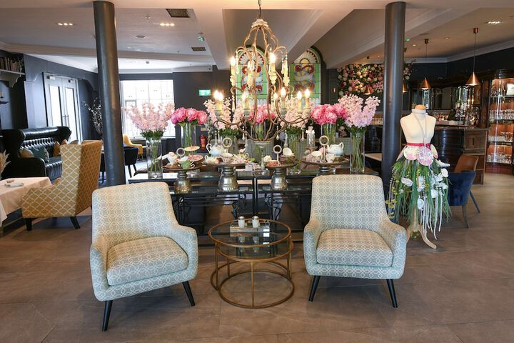 Guest Lobby