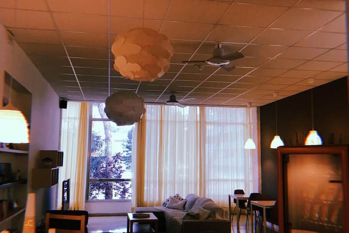Room 32 of 51
