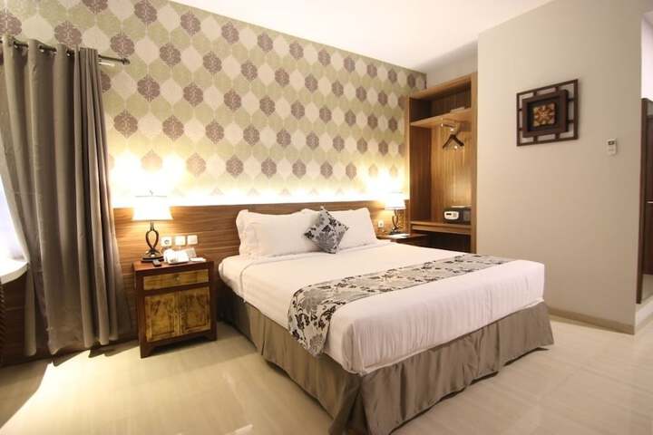 Room 15 of 58