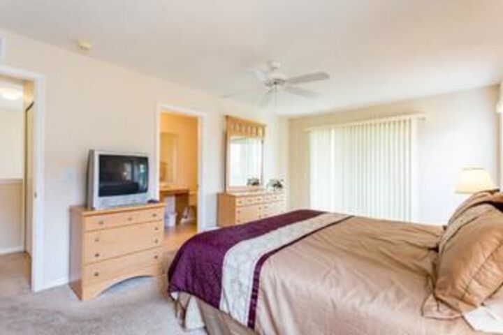 Room 16 of 52
