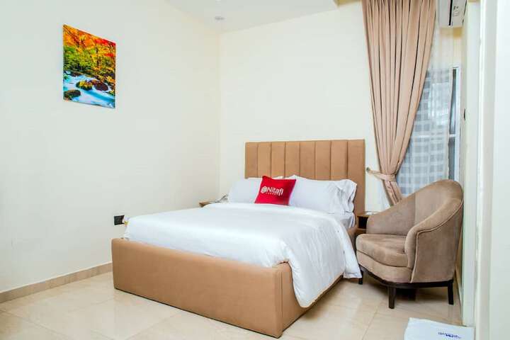 Room 4 of 30