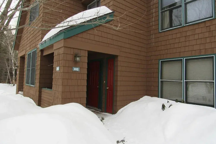 Image of Deer Park Resort Vacation Rental Close To Many NH Attractions Dp103w