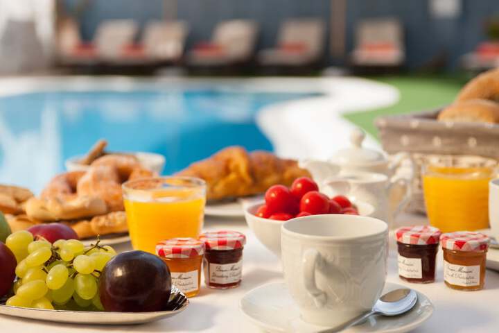 Breakfast/Coffee Service 47 of 58