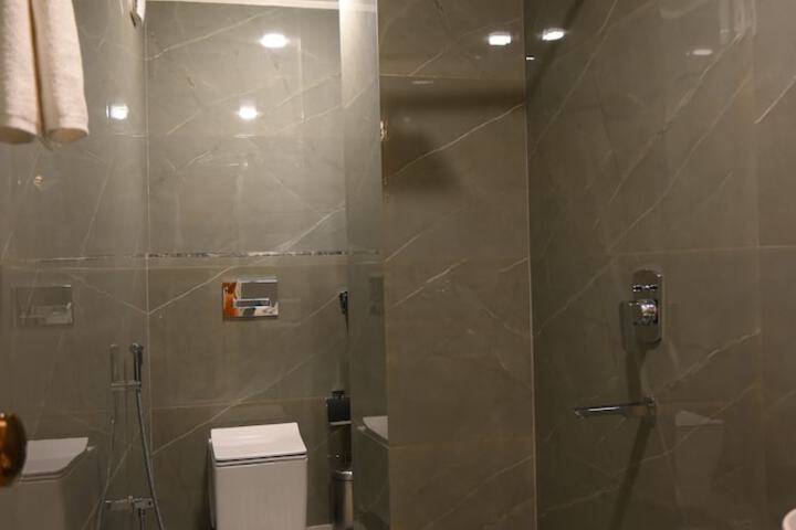 Room 52 of 53