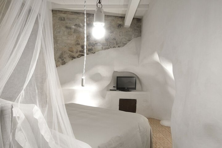 Room 20 of 63