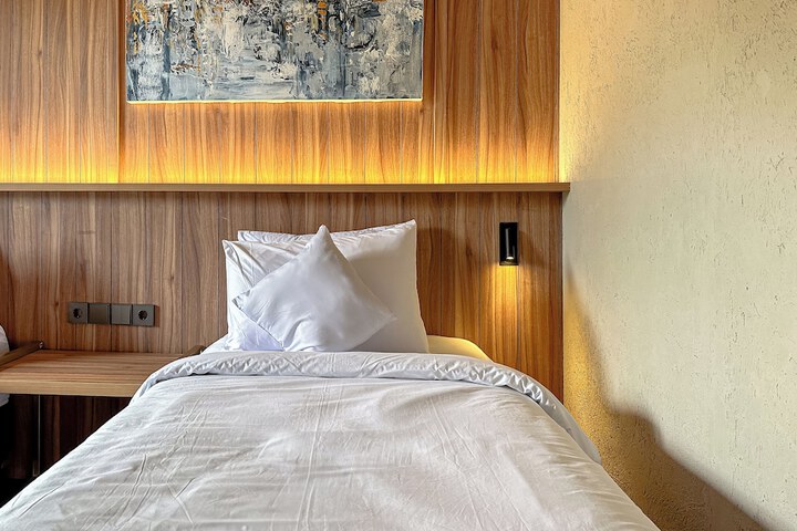 Room 18 of 55