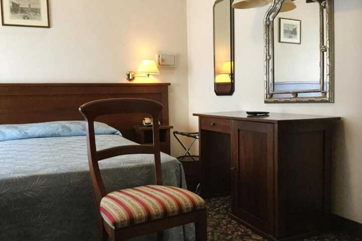 Room 9 of 45